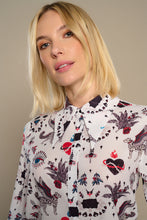 Cargar imagen en la galeria BLUSA  WHITE mytho
