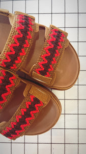 Sandalia plataforma camel bordado REBAJA
