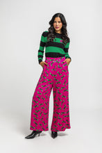 Cargar imagen en la galeria SUÉTER RAYAS VERDE
