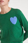 SUÉTER VERDE CORAZÓN BORDADO