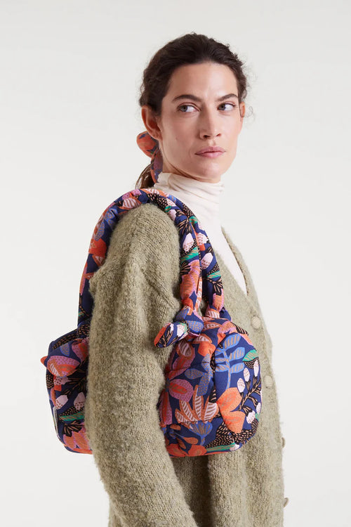 BOLSO ACOLCHADO FLORES DE OTOÑO