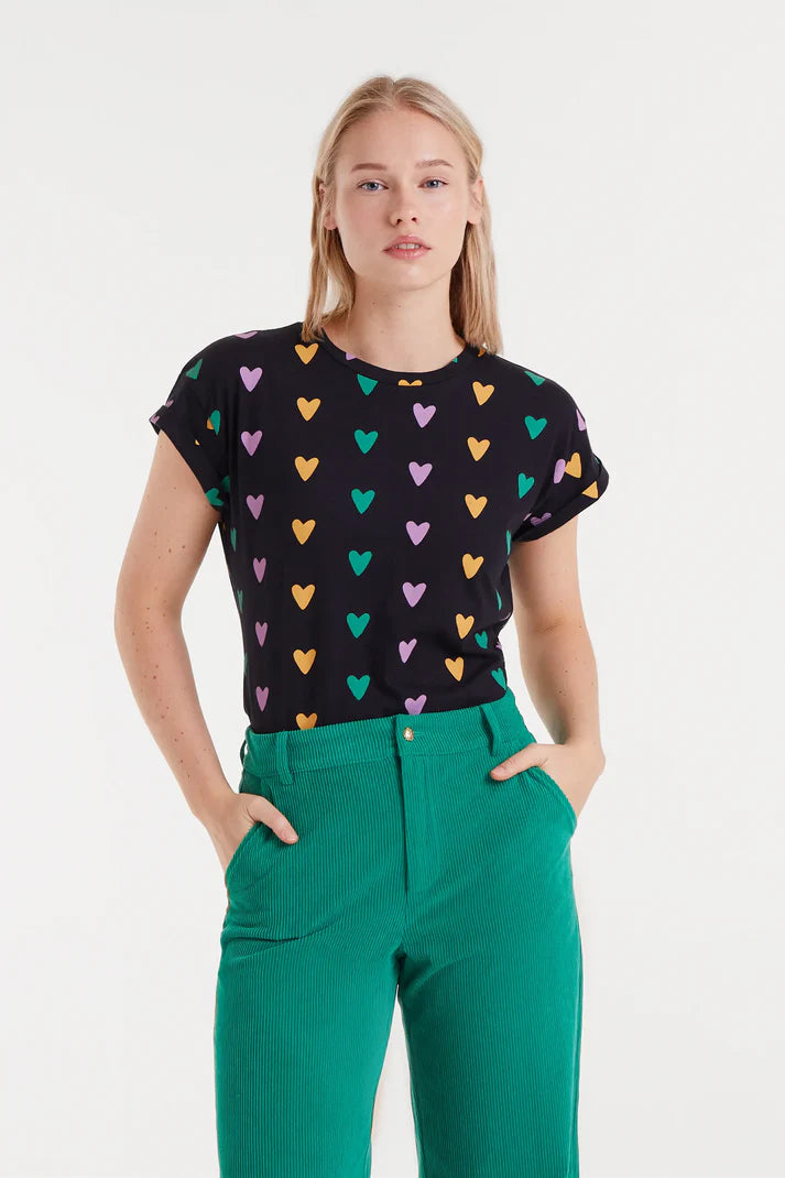 CAMISETA CORAZONES