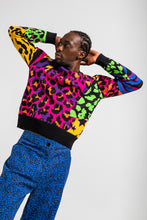 Cargar imagen en la galeria SUETER ANIMAL PRINT
