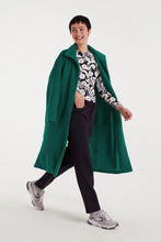 Cargar imagen en la galeria TOP FLORES BLANCO Y NEGRO
