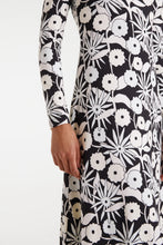 Cargar imagen en la galeria VESTIDO LARGO FLORES BLANCO Y NEGRO
