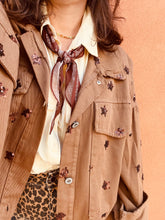 Cargar imagen en la galeria CHAQUETA VAQUERA BRILLOS
