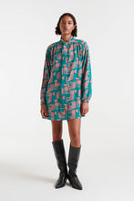 Cargar imagen en la galeria VESTIDO LAZO LEOPARDO VERDE
