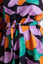 Cargar imagen en la galeria VESTIDO CORTO NARANJAS LILA
