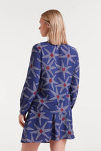 Cargar imagen en la galeria BLUSA ESTRELLA DE MAR
